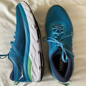 Hoka Bondi 7 Sneakers!